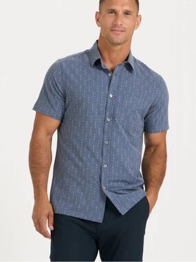 VUORI Men's Short Sleeve Bridge Button Down in Azure Arrows